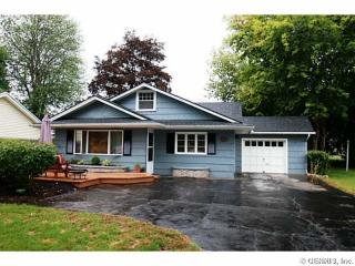 184 Conrad Dr, Rochester NY  14616-3815 exterior