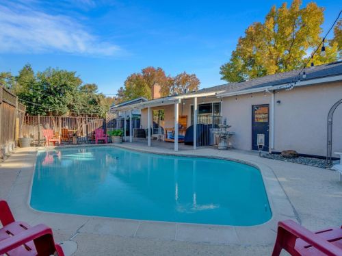 2417 Tallent Dr, Modesto CA  95355-4041 exterior