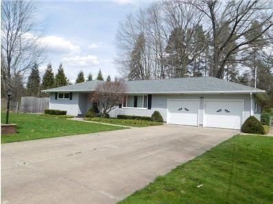 20 Elliott St, Warren, PA 16365-3319