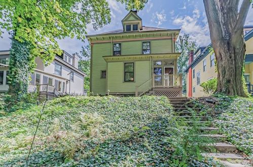 223 Dalzell Ave, Pittsburgh PA 15202-1856 exterior