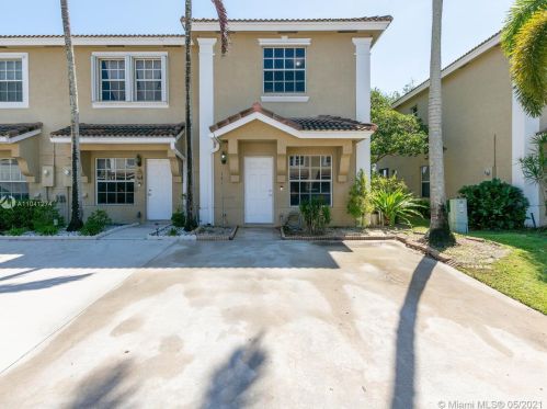 731 122nd Ave, Hollywood, FL 33025-5951