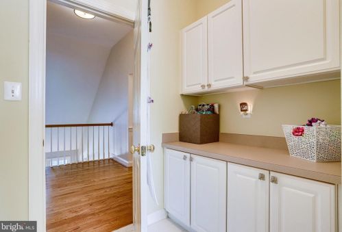 11406 Wild Bramble Way, Herndon VA  20194-1001 exterior