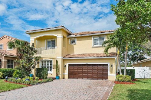 4231 Magnolia Cir, Delray Beach, FL 33445-3536