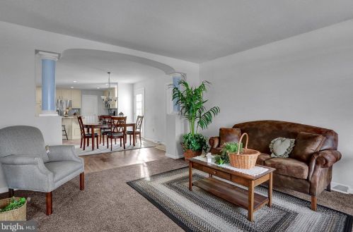 5 Laurie Dr, Lees Cross Roads PA  17257-8150 exterior