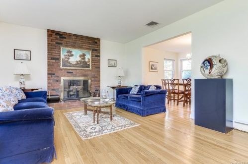 122 Spook Rock Rd, Airmont NY  10901-3008 exterior