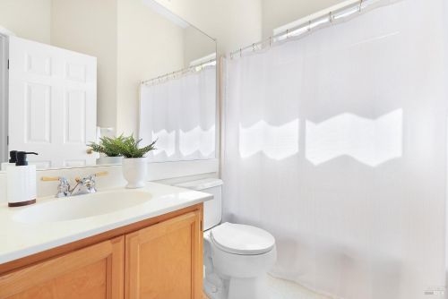 5518 Rainbow Cir, Santa Rosa CA  95409-4376 exterior