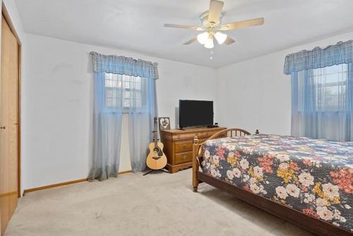 8060 Steubenville Pike, Noblestown PA  15071-9376 exterior
