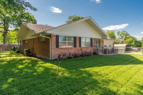 906 Lakewood St, Greenville, TX 75401-2144