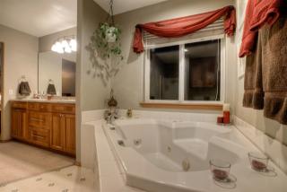 6903 119th Street Ct, Puyallup, WA 98373-4679