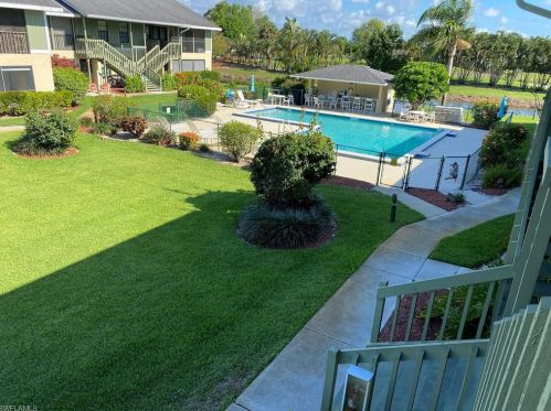 5501 Rattlesnake Hammock Rd, Naples FL  34113-7429 exterior