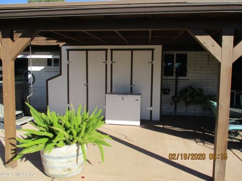 4860 Prudence Rd, Tucson AZ 85730-4318 exterior