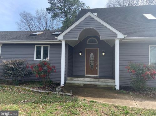 104 Broad Creek Rd, Laurel DE  19956-1124 exterior