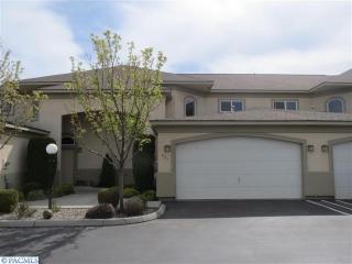 661 Hanford St, Richland, WA 99354-1680