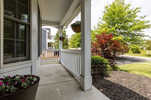 1007 Fieldstone Dr, Canonsburg, PA 15317-6201