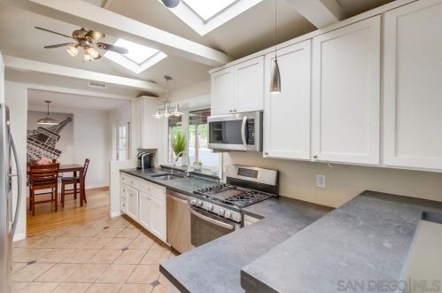 6388 Malcolm Dr, San Diego CA 92115-5931 exterior