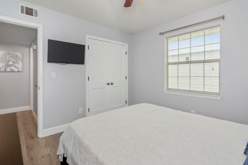 88 9th St, Shalimar FL  32579-1431 exterior