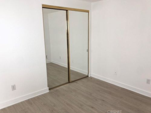 320 Rossmore Dr, Oxnard CA  93035-4465 exterior