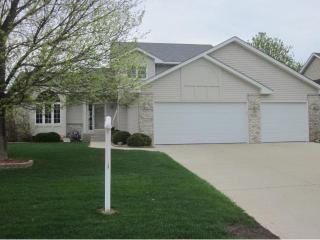2365 Ponds Way, Prior Lake MN  55379-4391 exterior