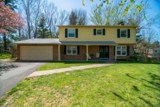 9207 Leamington Ct, Fairfax, VA 22031-3813