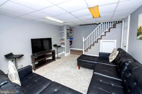 410 Steven St, Norristown PA  19403-2614 exterior