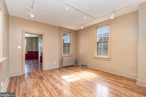 296 2nd St, Highspire PA  17034-1555 exterior