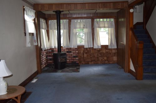 2004 Wilmer St, Zanesville, OH 43701-2260
