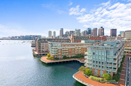 4 Battery Wharf, Boston MA exterior