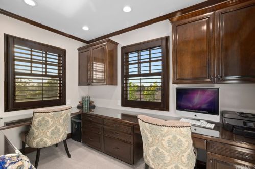 1921 Windward Ln, Newport Beach CA  92660-3816 exterior