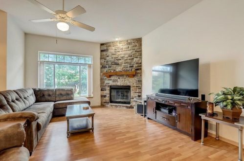 3127 Toldt Pkwy, Milwaukee, WI 53227-3956