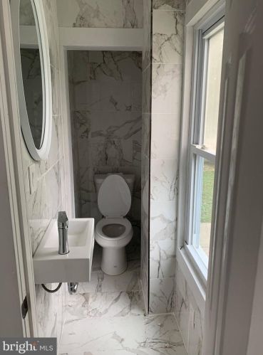 262 Barber Ave, West Deptford NJ  08096-2613 exterior