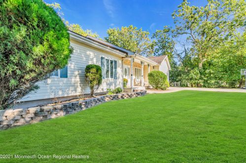 1153 Idalia Ave, Lakewood, NJ 08701-5818
