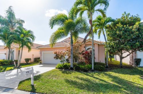 10789 Grant Way, Boynton Beach, FL 33437-3968