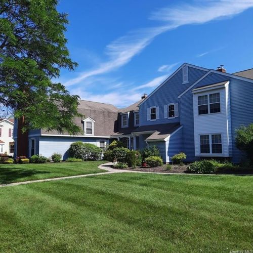 20 Candlestick Ct, Warwick, NY 10990-4200