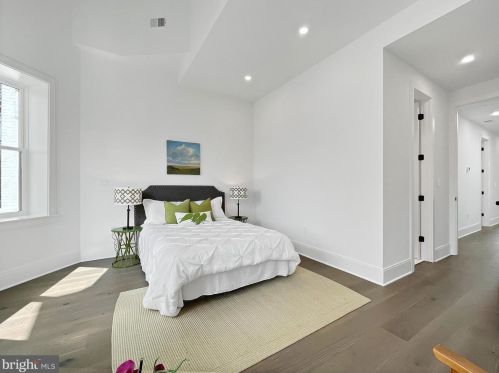 3125 11th St, Washington DC  20010-2401 exterior