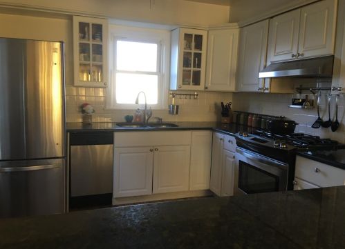 7222 Marshall Ave, Hammond, IN 46323-2161