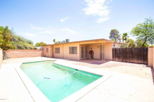 4517 Malvern St, Tucson, AZ 85711-4263