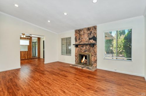 150 Alonzo Ct, Vacaville CA  95687-5466 exterior