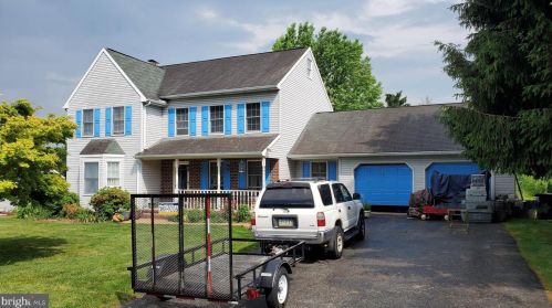 4 Shaffer Dr, Tolna, PA 17349-9200
