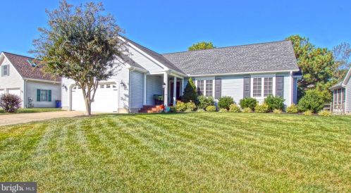 230 Ocean View Blvd, Lewes, DE 19958-1265
