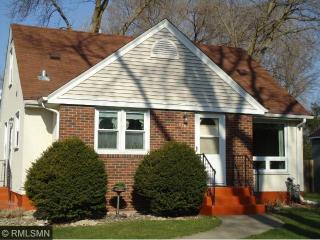 2197 Dellwood Ave, Saint Paul, MN 55113-4308