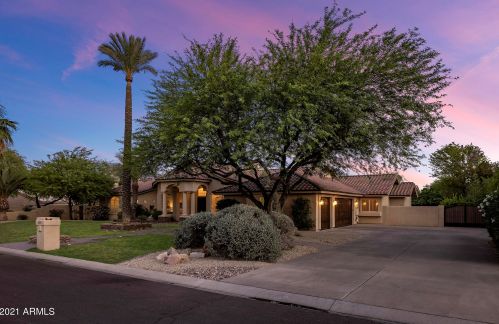 8691 Davenport Dr, Scottsdale AZ 85260-4377 exterior