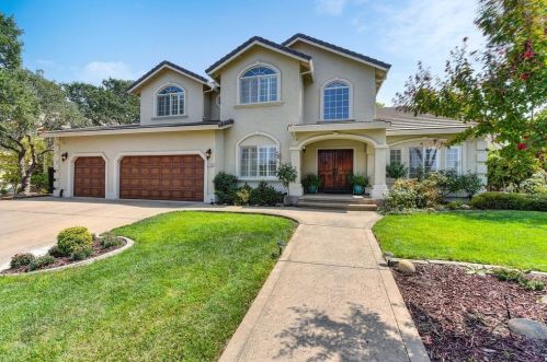 255 American River Canyon Dr, Folsom CA  95630-7142 exterior