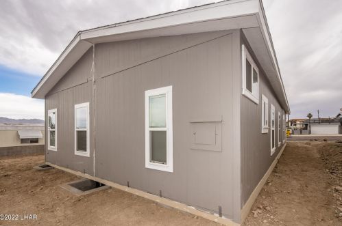 3037 Lk Dr, Lake Havasu City AZ  exterior