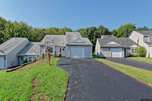 1160 Spearhead Dr, Schenectady, NY 12302-3122