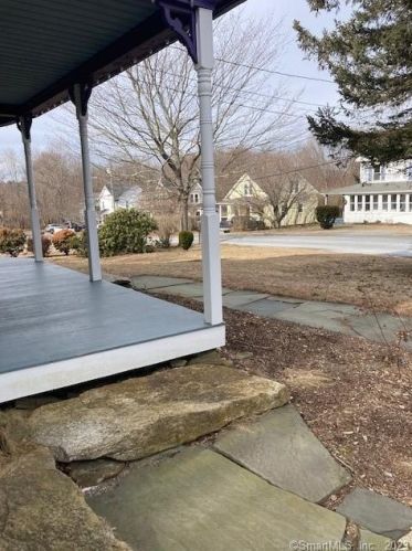 29 Highland Ave, Litchfield CT  06750-1708 exterior