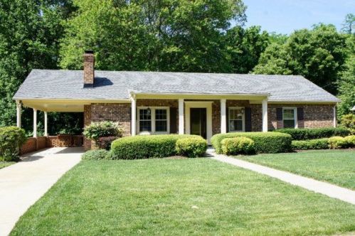 131 Ginger Dr, Danville, VA 24540-3348