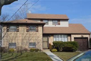 314 Windsor Pkwy, Rockville Centre, NY 11572-2937