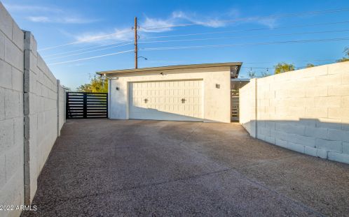 15268 52nd Dr, Glendale AZ  85306-4309 exterior