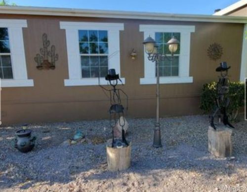 1643 Valley Dr, Mohave Valley AZ  86440-8583 exterior