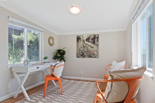 2624 77th Ave, Oakland CA  94605-2814 exterior